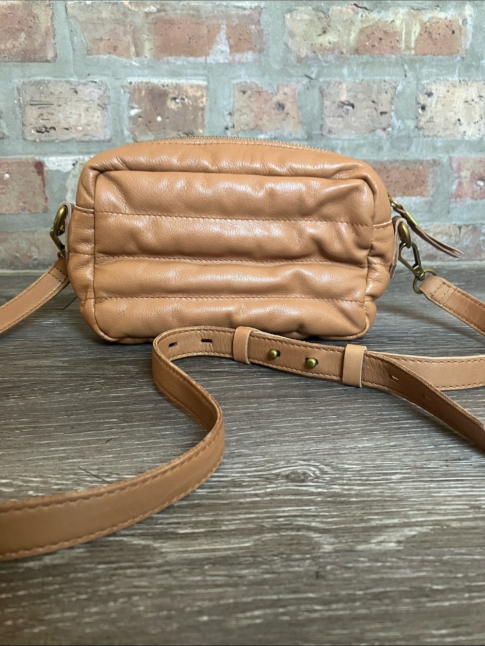 Madewell The Transport Camera Bag: Puff Edition